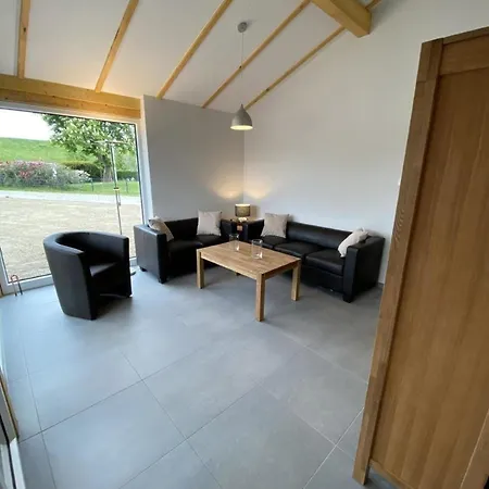 N2 Eingezaeuntes Mit Waschmaschine Holiday home