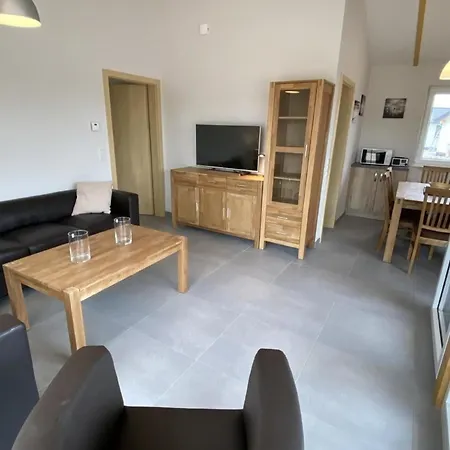 N2 Eingezaeuntes Mit Waschmaschine Holiday home *